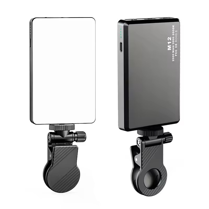 Mini Led Light M12 : Design Compact, facile à transporter